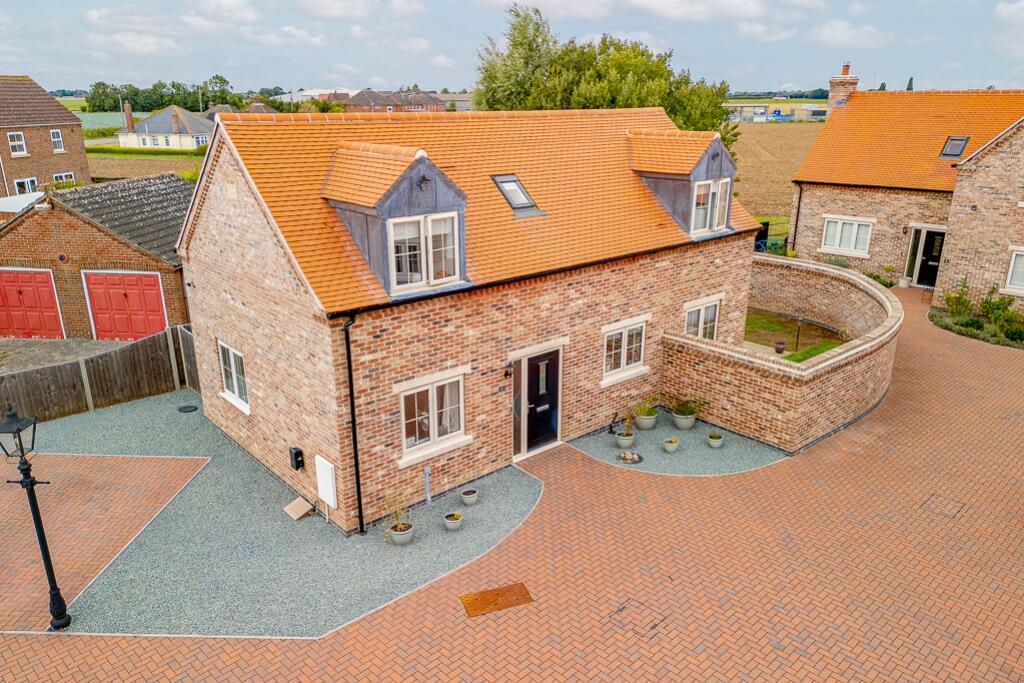 1 Parker Close (Frampton)-2