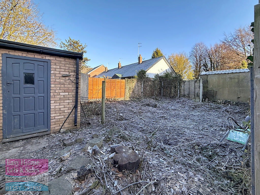 124-fox-lane_0002...