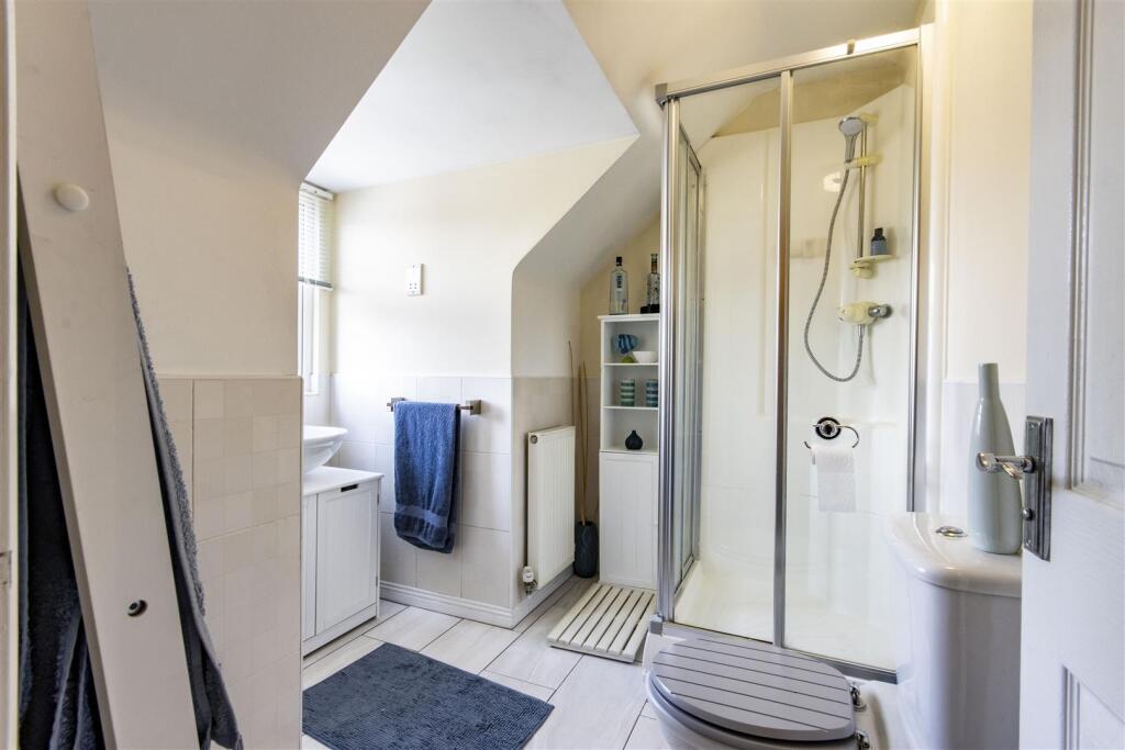 En Suite Shower Room