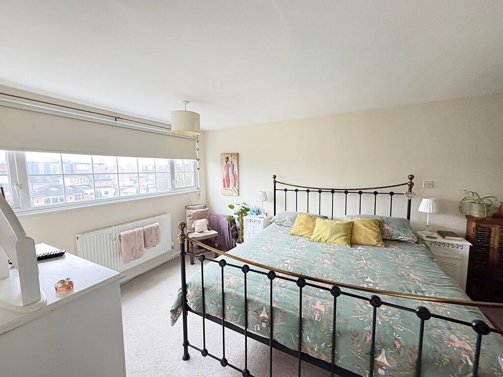Large Double Room