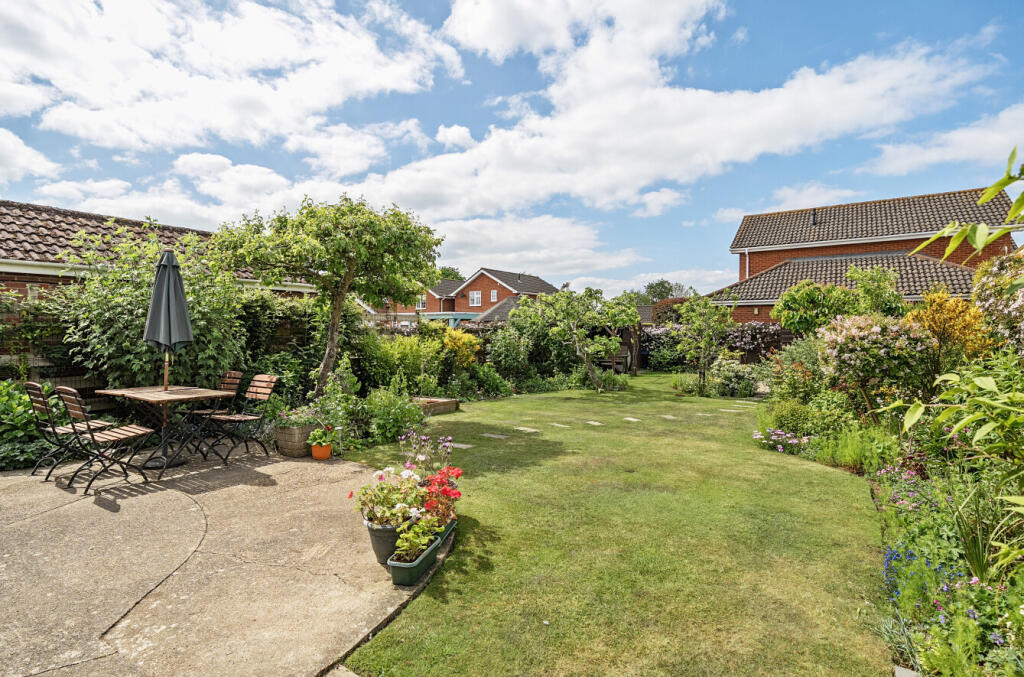 7-6819ebd964b1d-1...