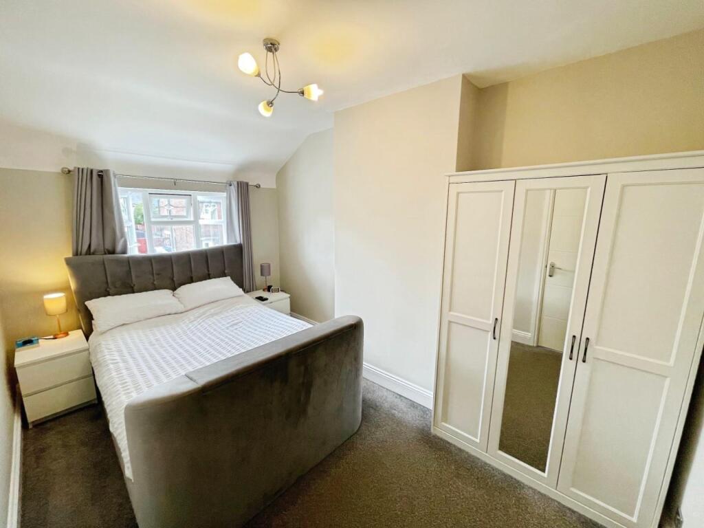 f11af17e--46A1-B533-3A4F9DE23EDD-12272-00000FB9BB7