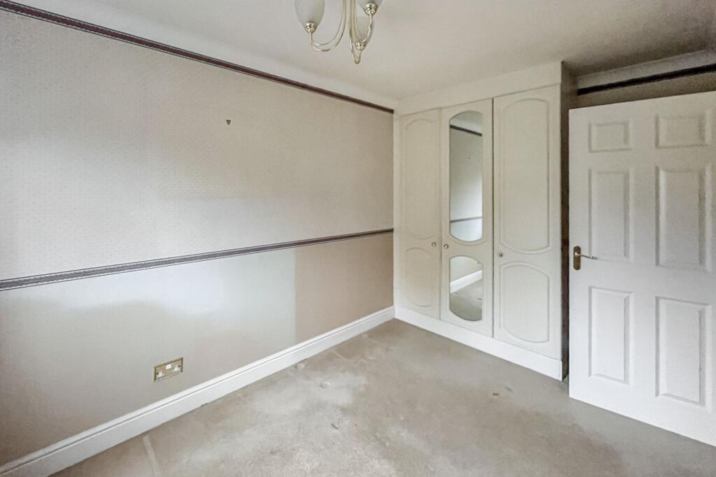 1 Deacon Place, Caterham, Surrey, CR3 5FN