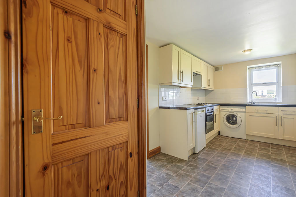Fitted kitchen