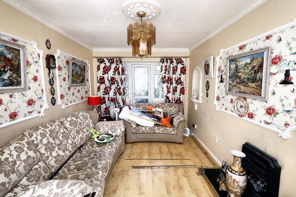 76 White Hart Lane, Romford, Essex, RM7 8JB