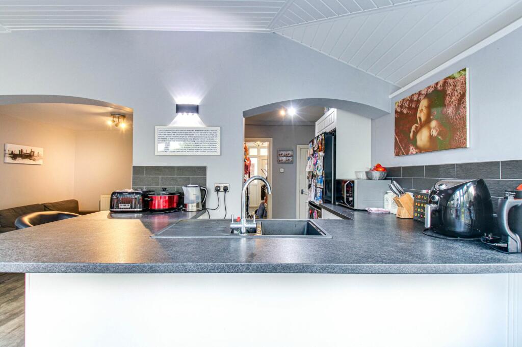 Kitchen Diner (Conservatory)