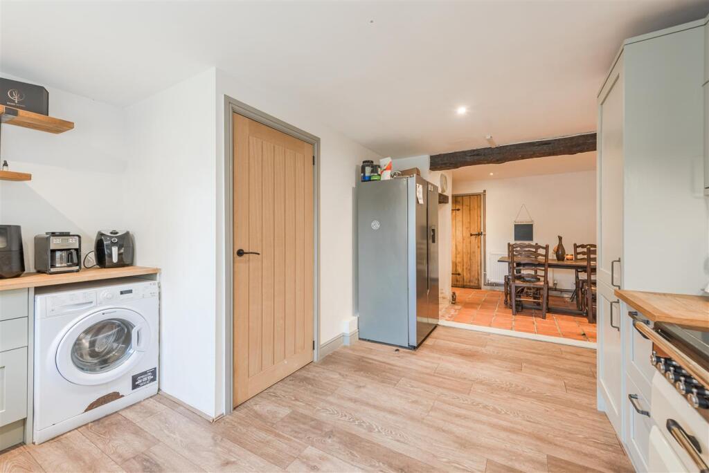 111 Limby Hall Lane, Swannington