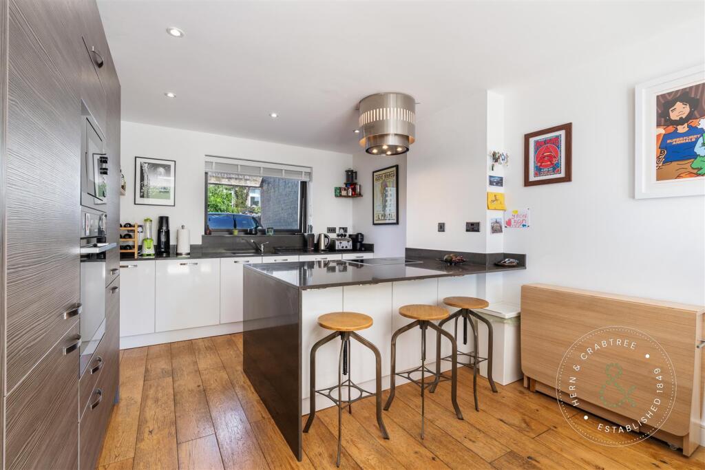 Conway Mews, Hern Crabtree (15).jpg