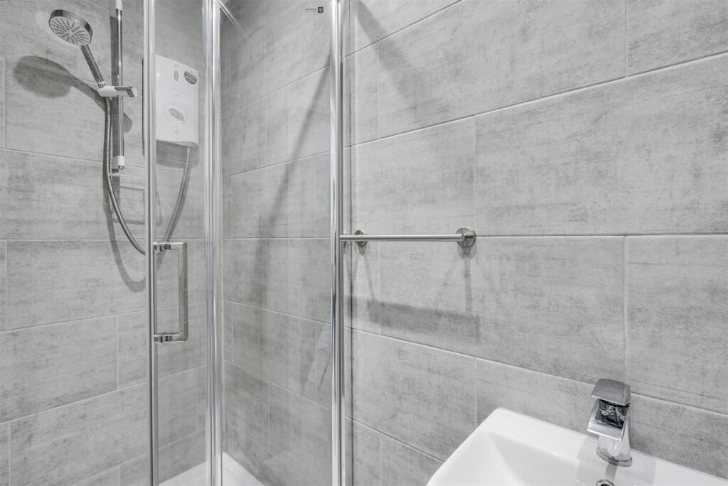 Shower Room 1_1.jpeg