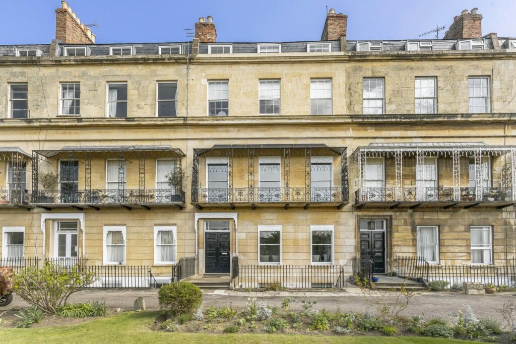 6 suffolk Square ...