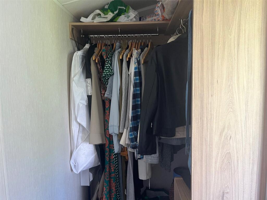 Wardrobe Bedoom One
