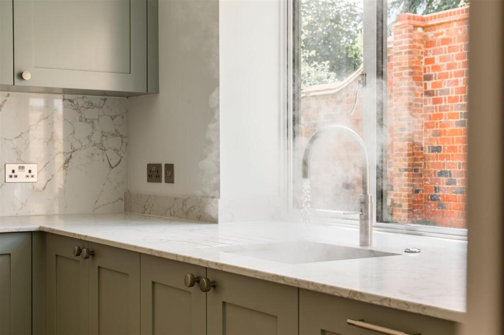 Gosmore Ley Close-166.jpg