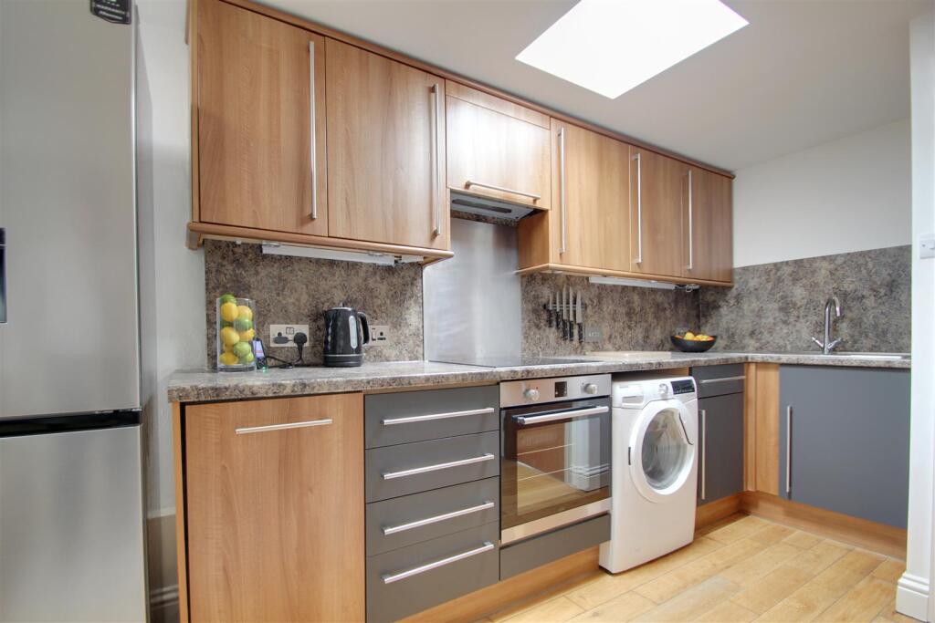 Open Plan Lounge Kitchen