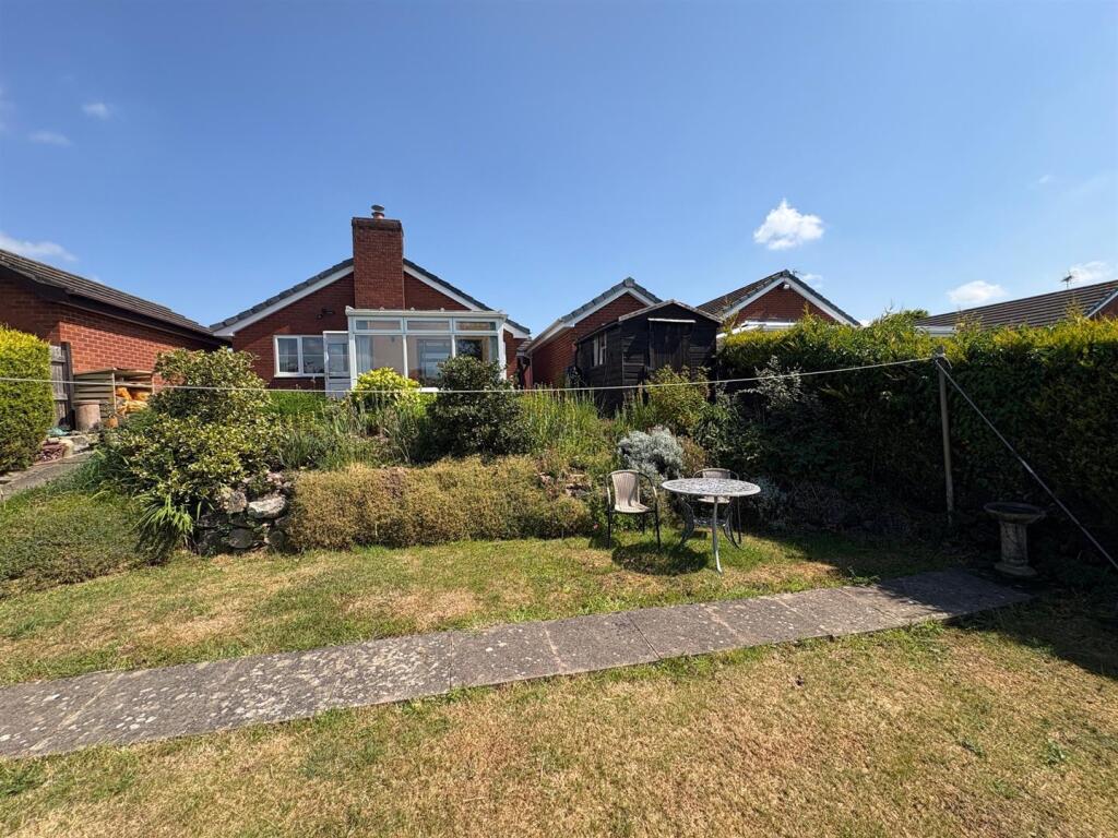 Garden 3.jpg