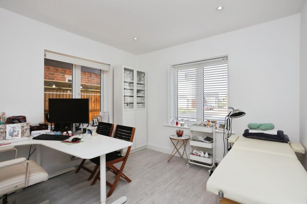 Utah Road, Paddock Wood, Tonbridge, TN12