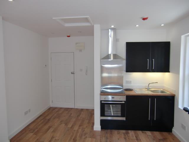 tarring rd kitchen.JPG