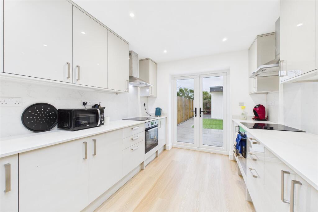 116 Mount Hill Road, Hanham, Bristol BS15 8QR | Fr