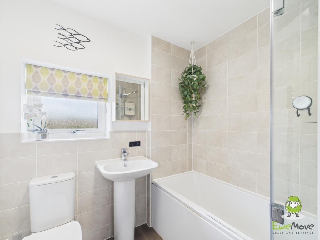 EweMove Estate Agents Basingstoke - Hewitt Road - 