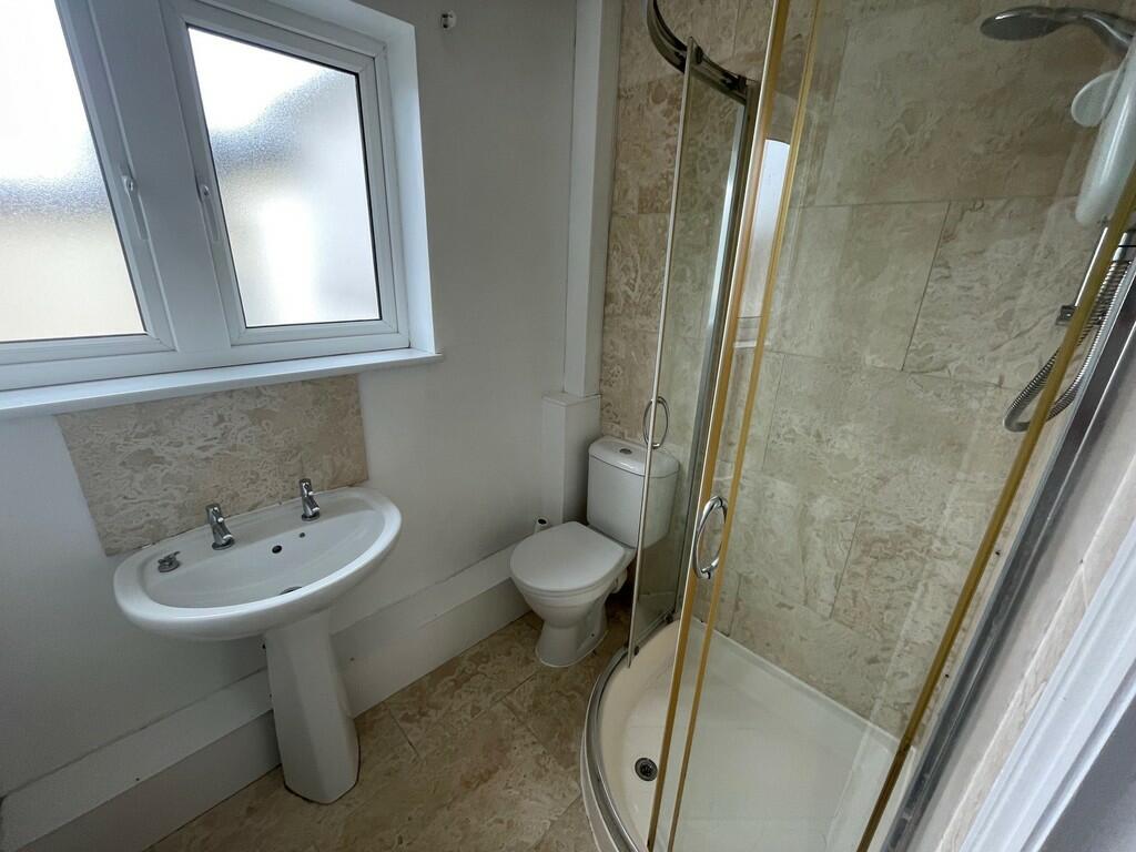 shower room 2