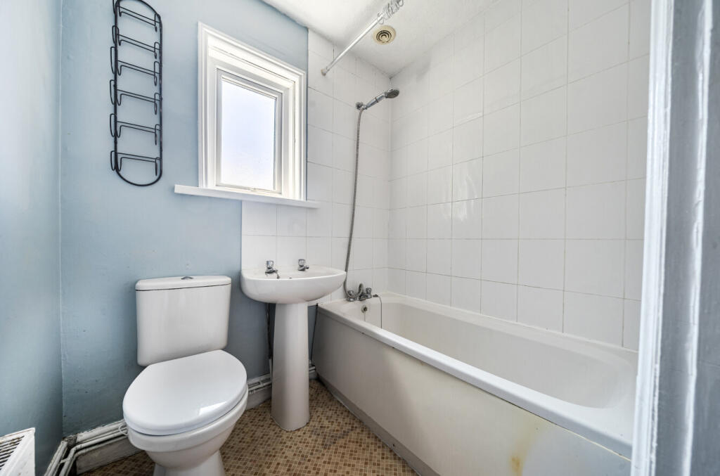 1306604-16-684ae3...