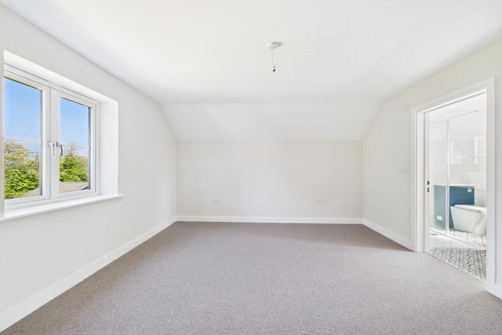 CAM01689G0-PR0456...