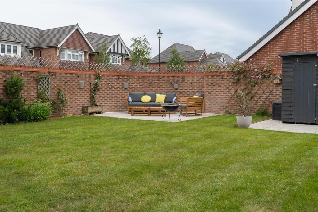 1 Beaufort Close-040.JPG