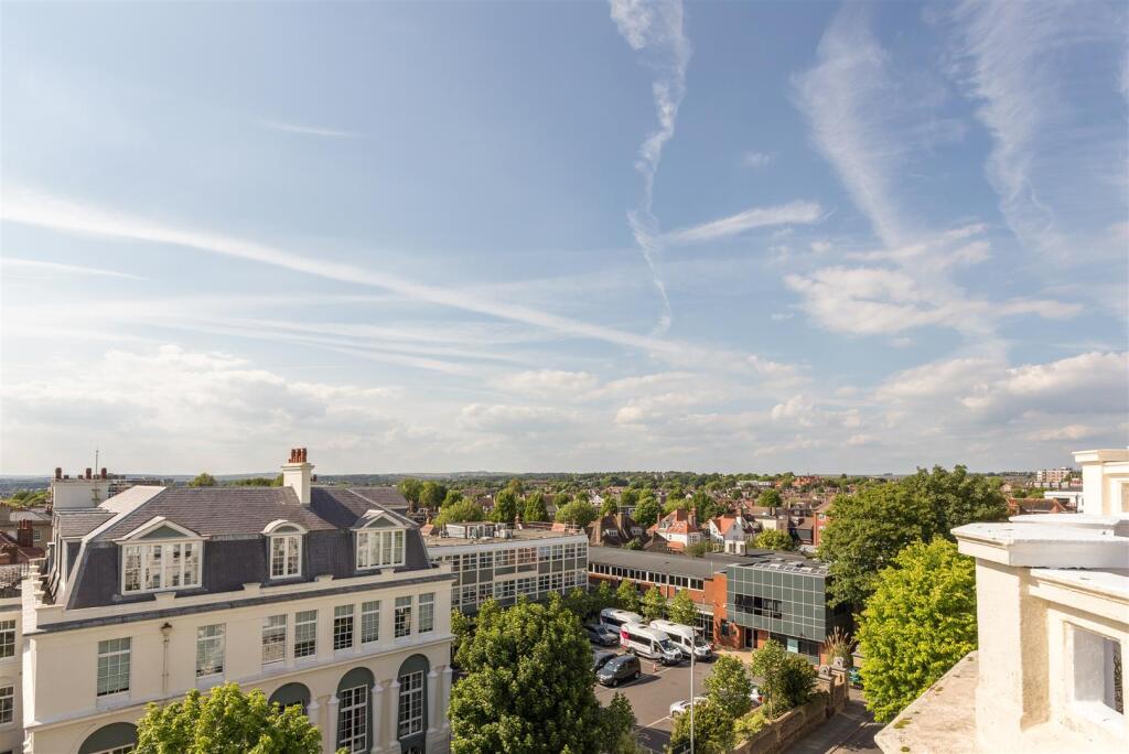 Flat 6, 3 Denmark Terrace-16.jpg