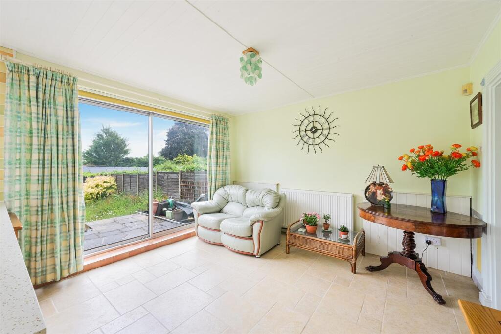 NORTH VIEW CRESCENT, 58  (8).jpg