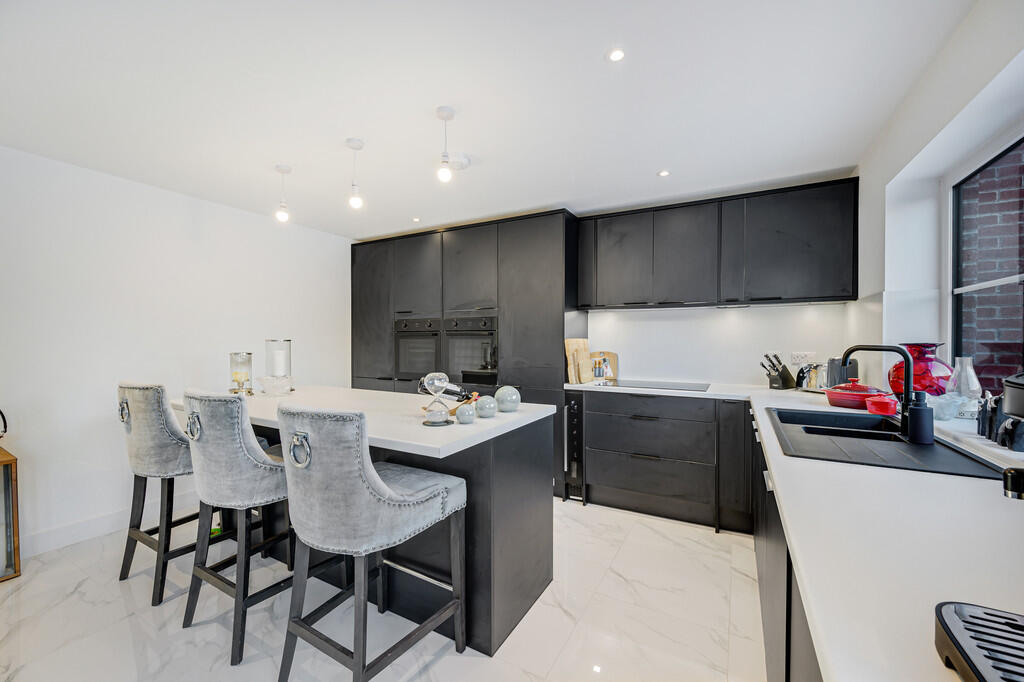 Fitted Kitchen