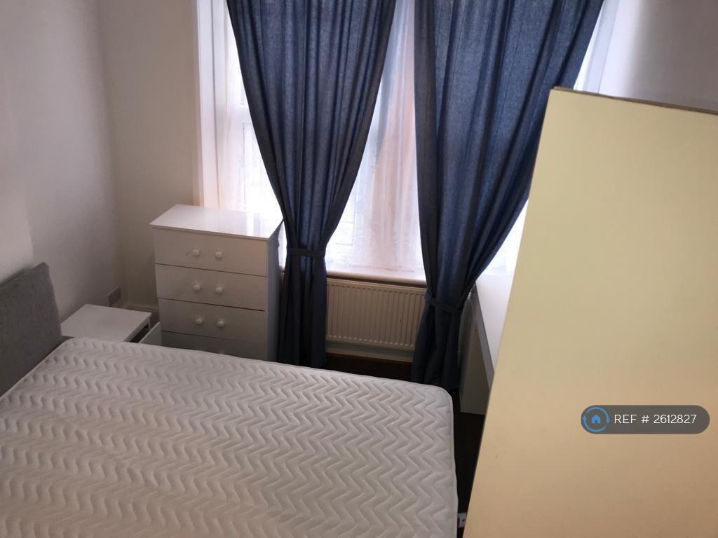 The Room For Rent 