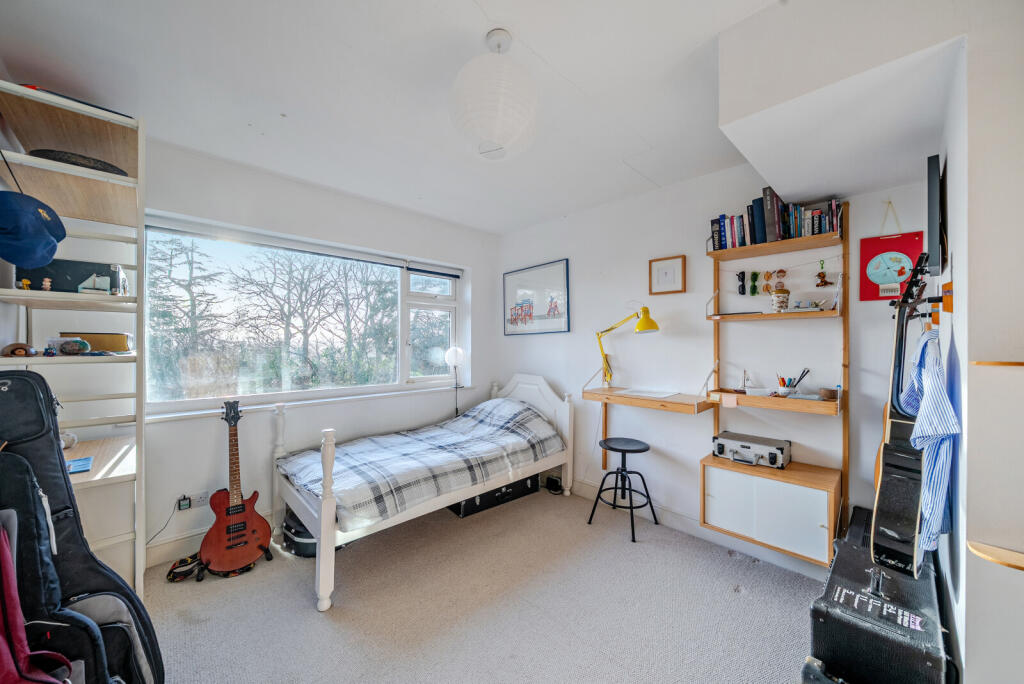 1393473-5-694556a...