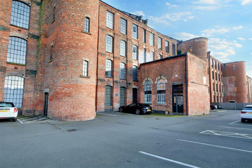 Victoria Mill car park