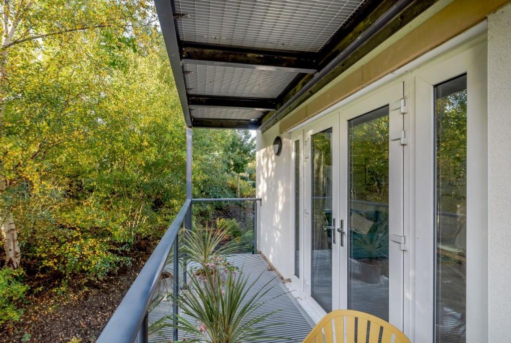 8525565-exterior03 (Medium).jpg