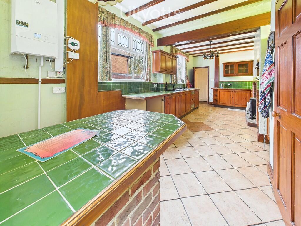 kitchen/Breakfast...
