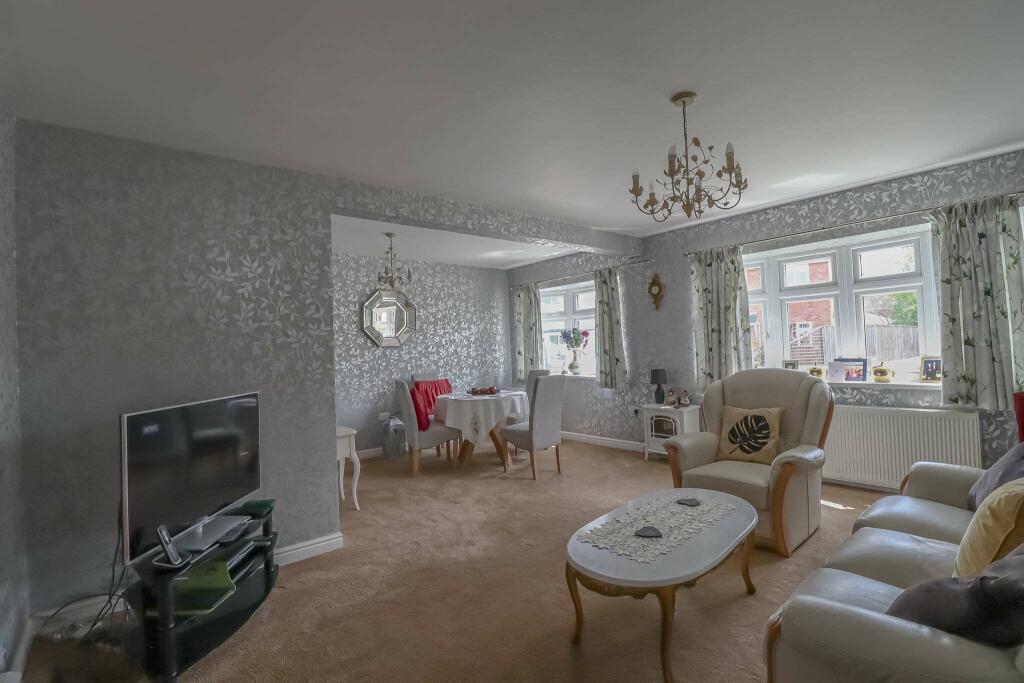 Living\/Dining Room