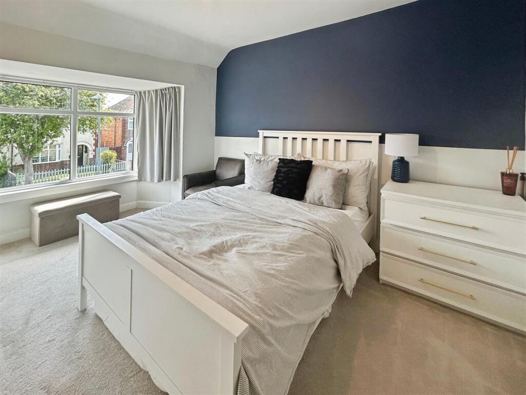 fb9d781d--4674-821D-F66EF9EF1A8C-26444-00001726179