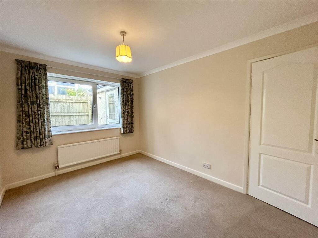 Bedroom 4.jpeg