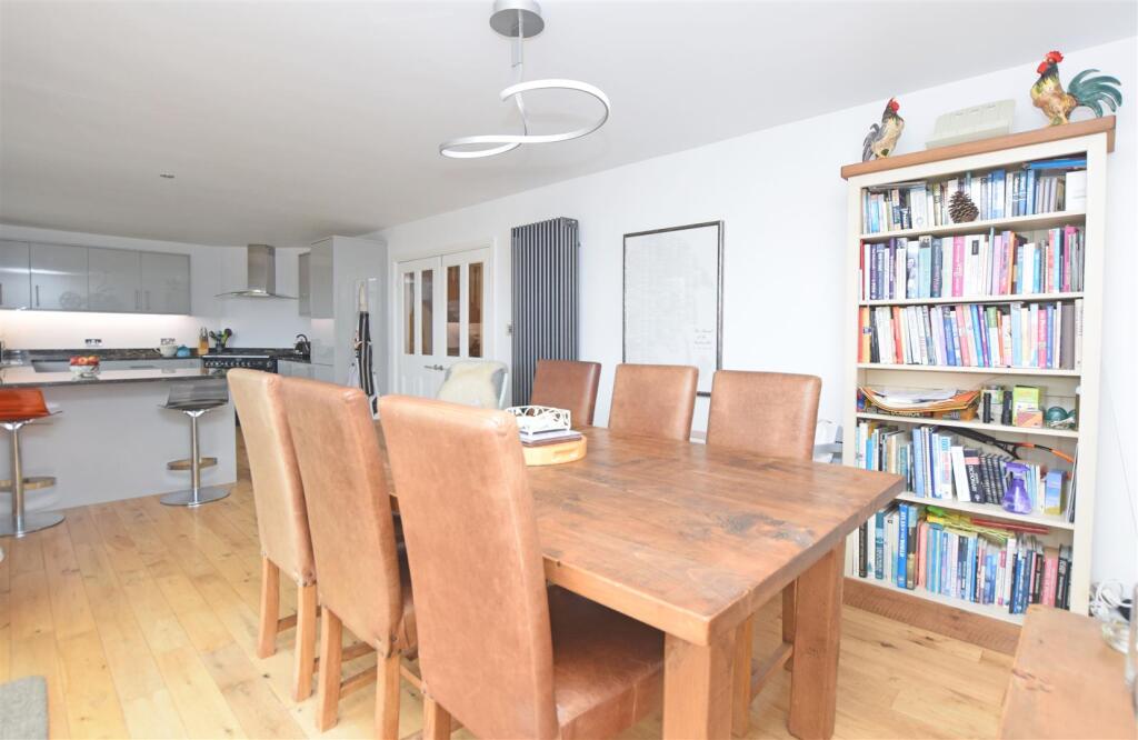 Dining Room V3.JPG