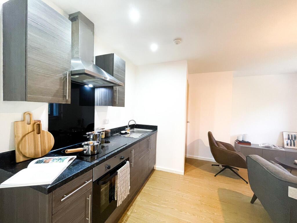 Pasha, Wellington Road North