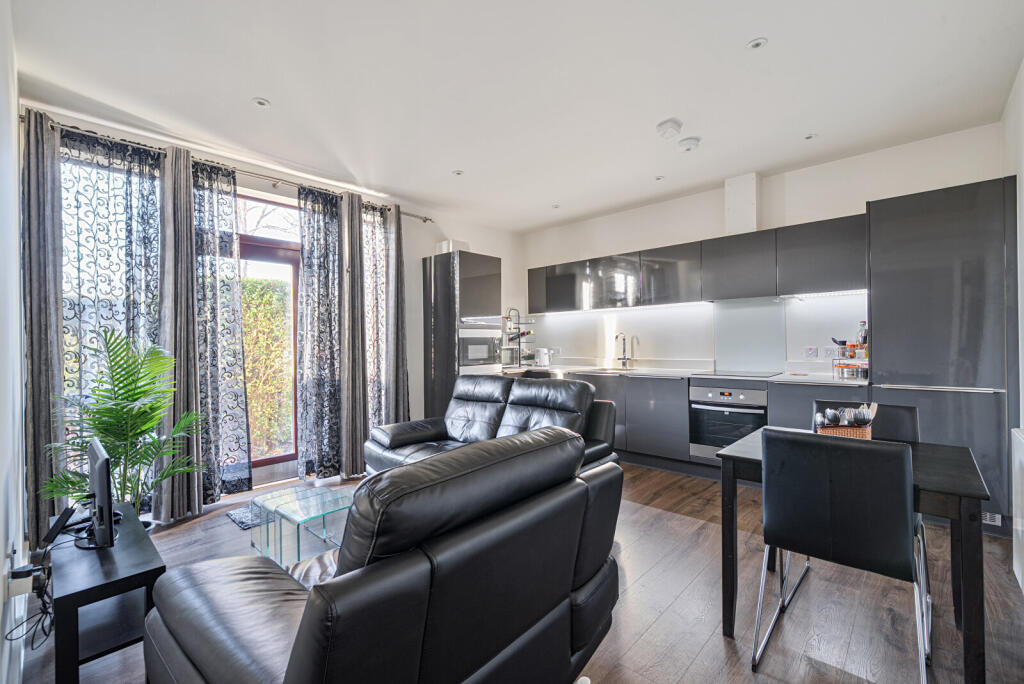 Kitchen/Sitting Room