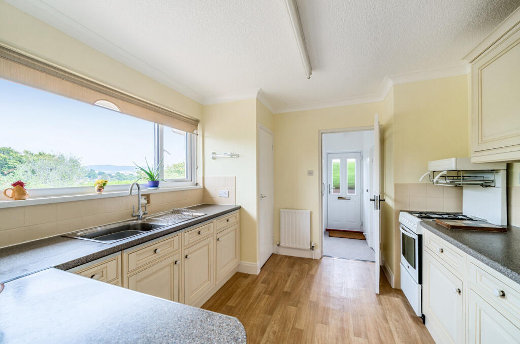 1334860-6-689c942...