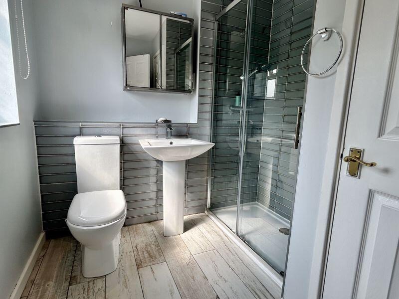 Master En-suite