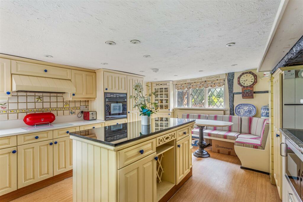 Barley Close Cottage 322106  (7).jpg