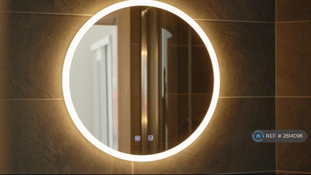 Luxury En Suite