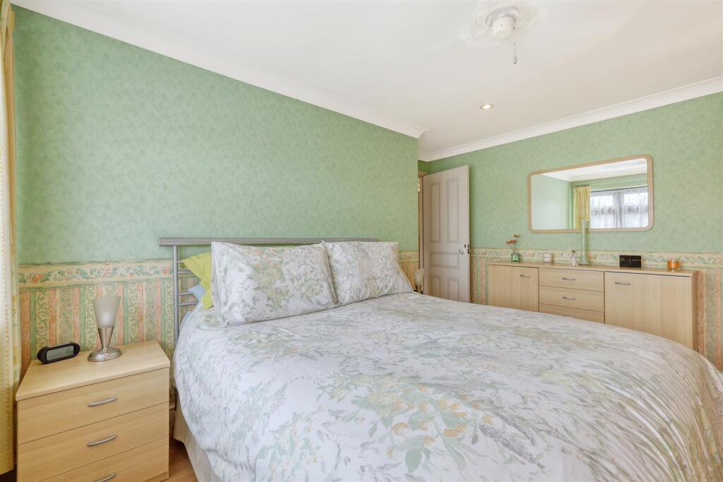 img_1076_5 copy 2.jpg