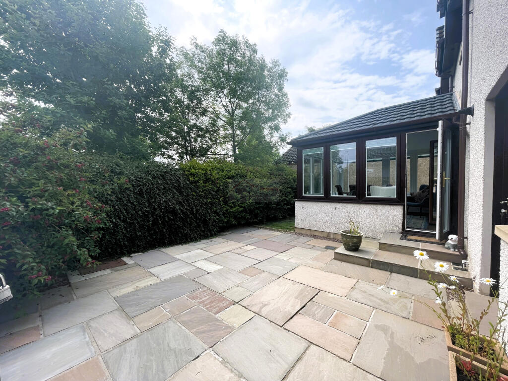 Garden a.JPG