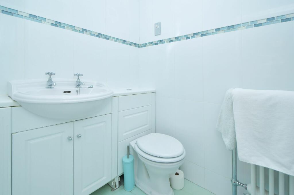 Bedroom three en-suite