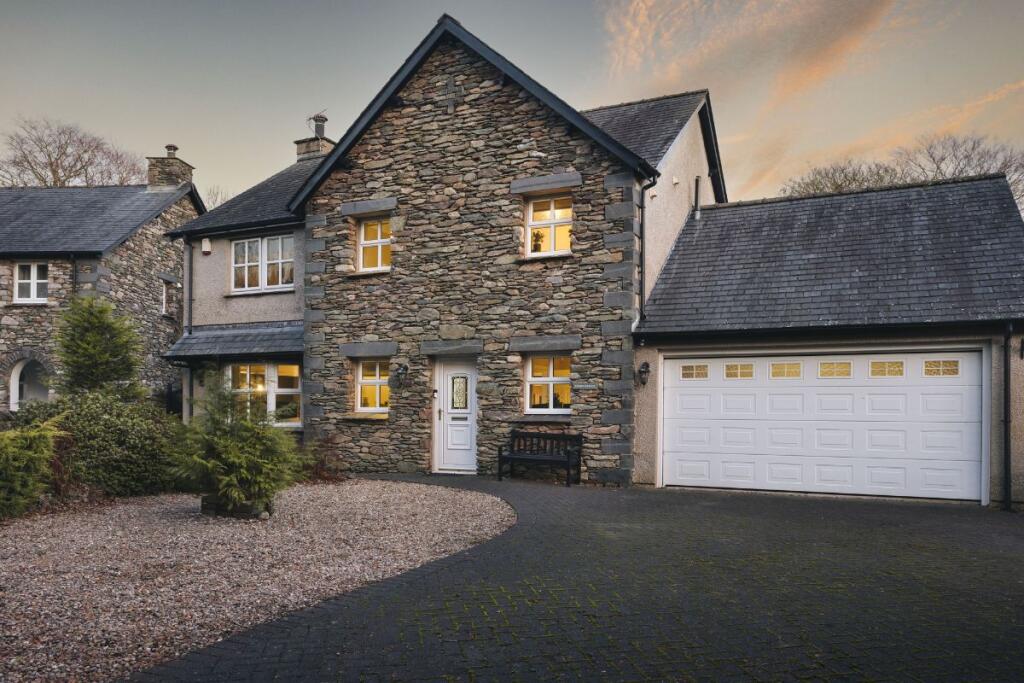 Heron Bridge Front Drive 