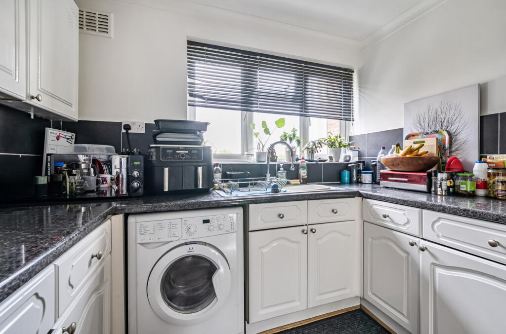 15-1345348-12-68c...