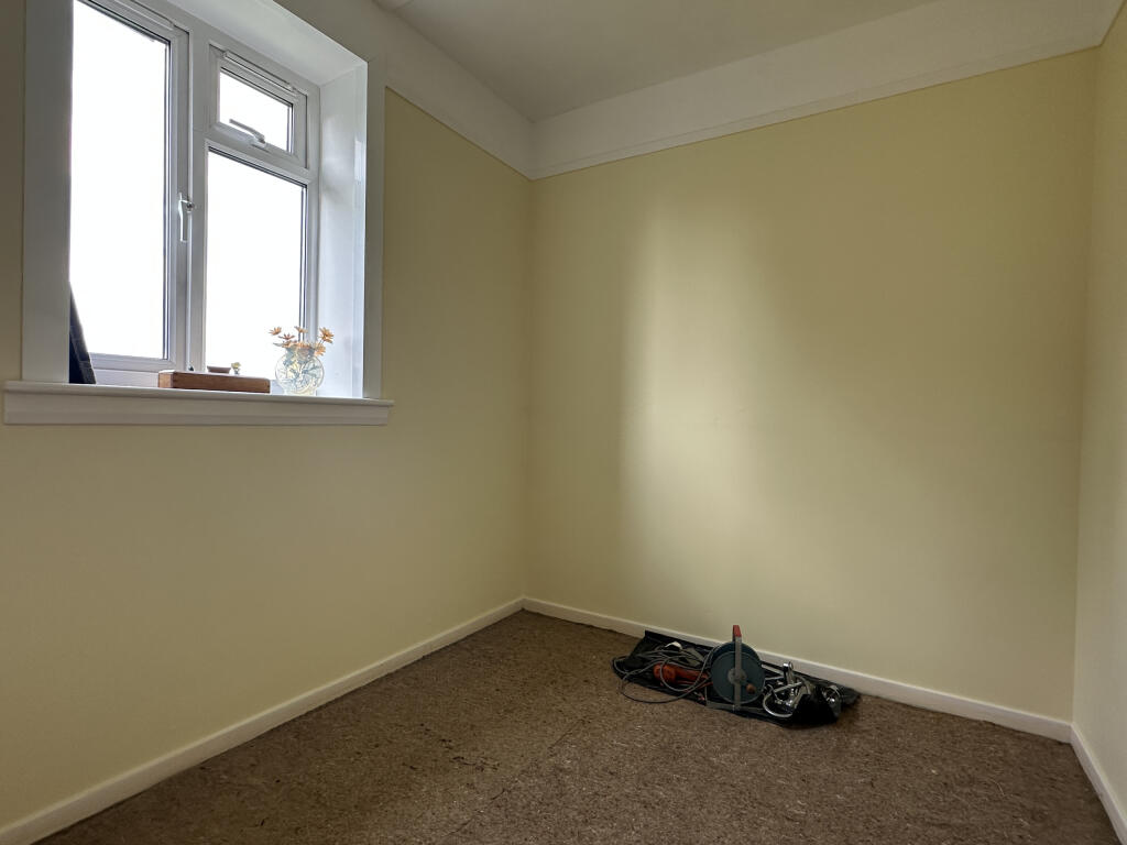 Bed 3.JPG